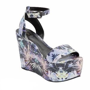 Schutz Cinty Floral Platform Wedge Sandal 10B